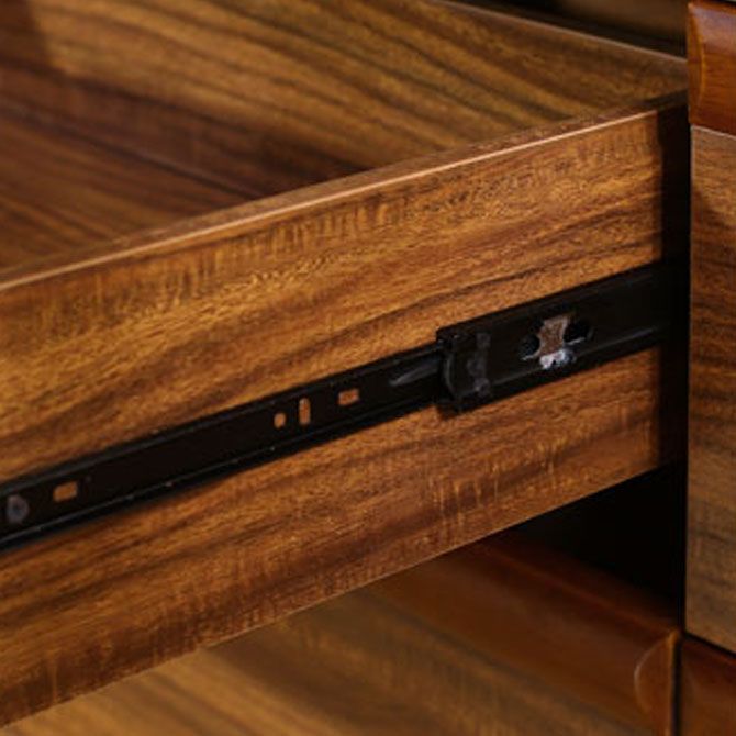 Casseggiatore di stoccaggio marrone in stile tradizionale in legno in legno massiccio con cassetti