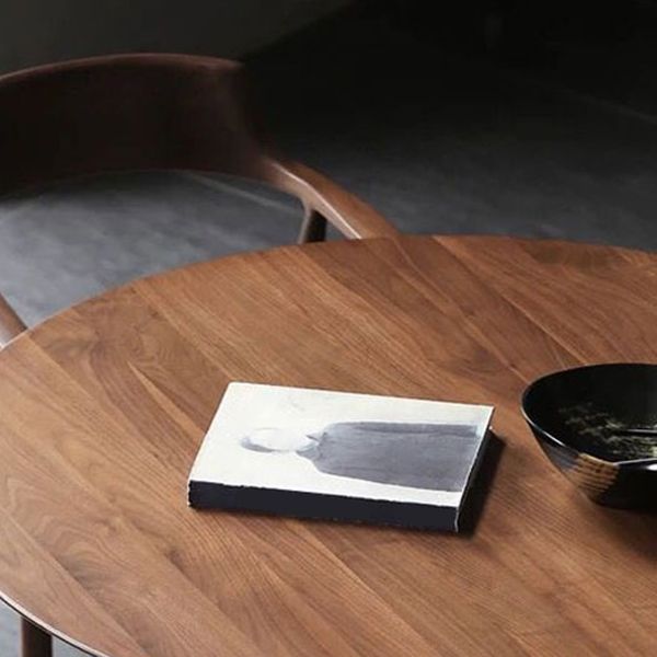 Mesa de comedor redonda de madera maciza de pino, mesa moderna con pedestal doble