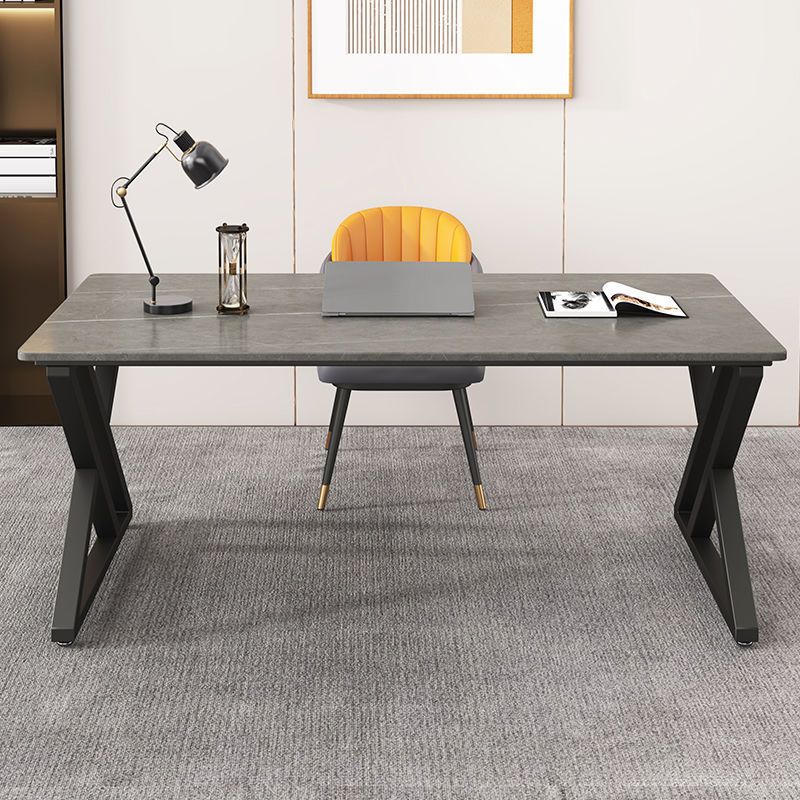 Bureau de bureau rectangulaire Bureau d'ordinateur finition antique avec jambes métalliques