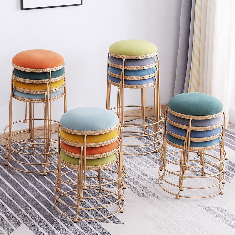 Modern Standard Round Whole Colored Velvet Metal Frame Fade Resistant Ottoman Clearhalo 'furn' 'furn_ottomans_poufs' 'Furniture' 'Living Room Furniture' 'Ottomans & Poufs' 'ottomans_poufs' 1200x1200_42fcfbb2-bea4-4893-ac54-bd459ce88b91