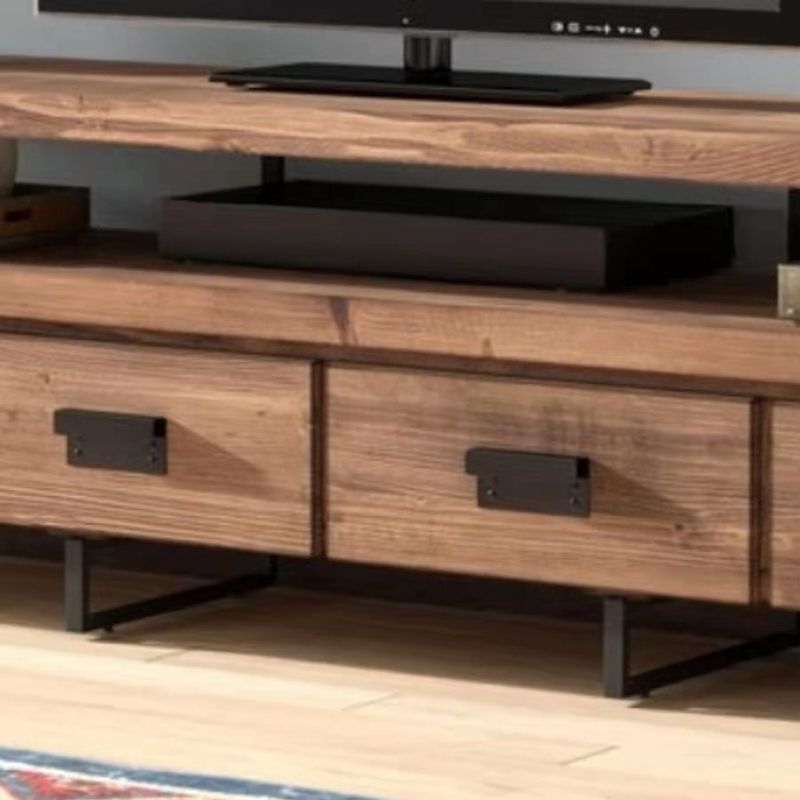Brown Media Console mit Regalen Industriekiefern Holz Top -TV -Medienstand