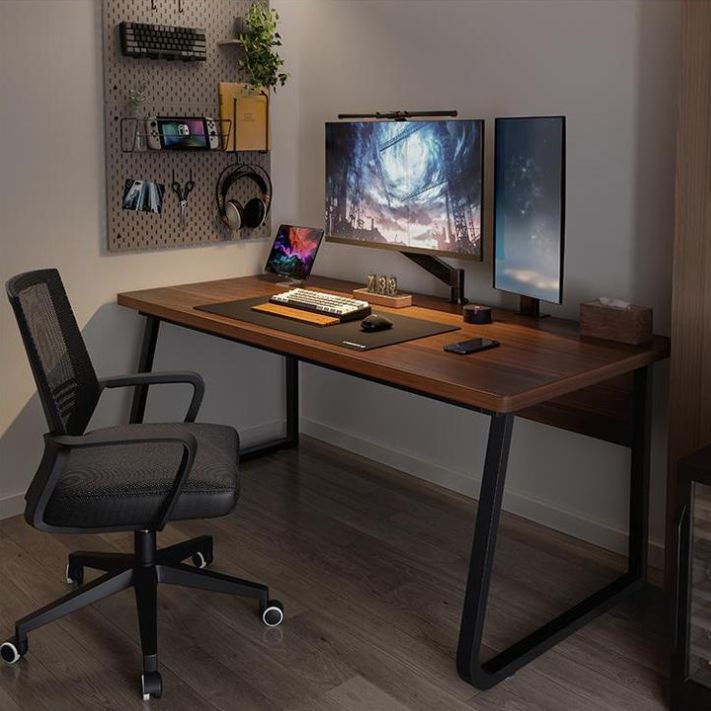 Antieke afwerking Office Desk rechthoekige computerbureau met metalen benen