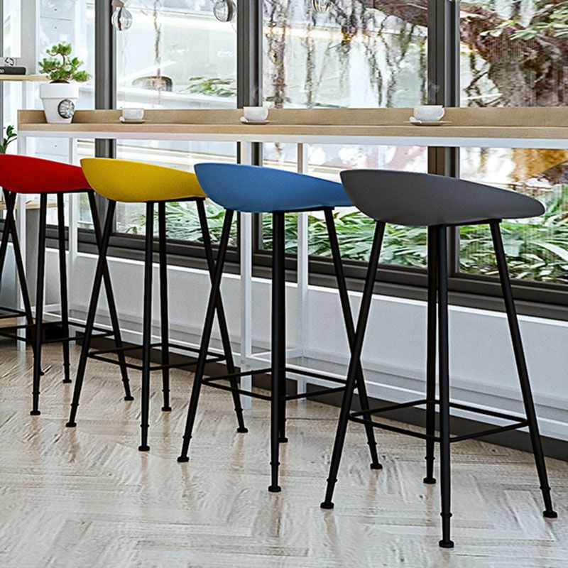 Contemporary Matte Finish Metal Barstool Home Footrest Stool Clearhalo 'Bar Furniture' 'Bar Stools' 'bar_stools' 'furn' 'furn_bar_stools' 'Furniture' 'furniture_bar_stools' 'Kitchen & Dining Furniture' 1200x1200_4350fff9-955b-49b4-aa3e-87039cb8429c
