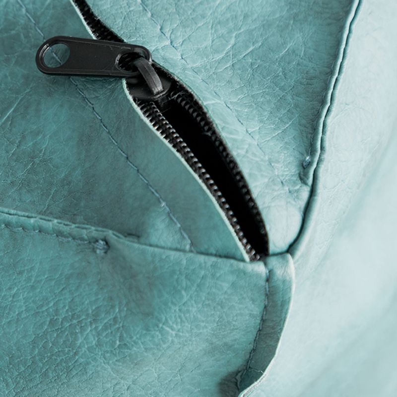 Modern Square Pouf Leather Water Resistant Pouf for Living Room Clearhalo 'furn' 'furn_ottomans_poufs' 'Furniture' 'Living Room Furniture' 'Ottomans & Poufs' 'ottomans_poufs' 1200x1200_43628b27-8804-4003-a975-f4fc1415d8e7