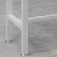 Mesa rectangular con altura de barra, patas blancas y mesa de bar con base de metal para uso en patio