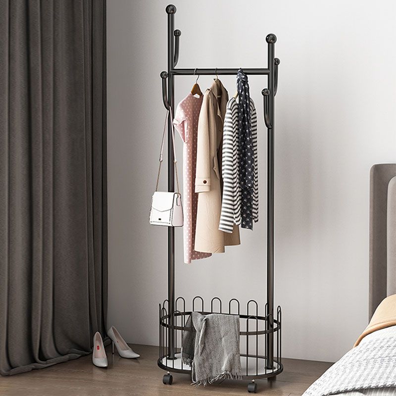Zeitgenössische Kleiderregal -Metall -Haken -Haken mit Richtigen Kleiderbügel
