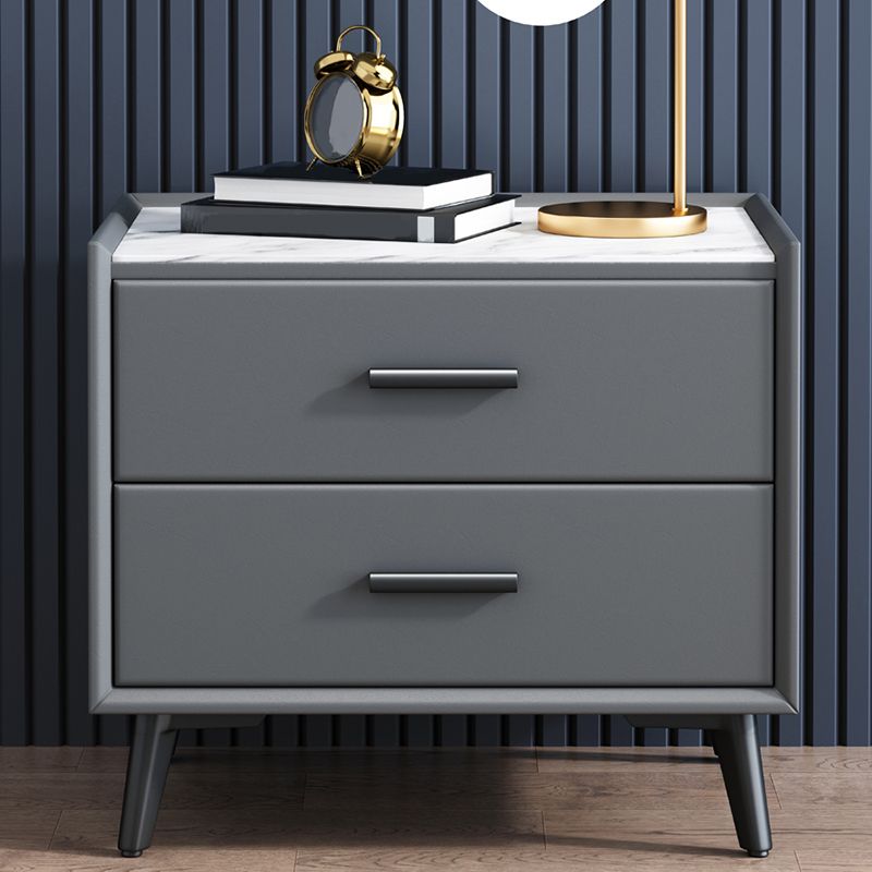 Mesa nocturna contemporánea de acabado antiguo con cajones