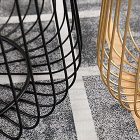 Tavolino da cocktail glam astratto in finta tavolino rotondo in marmo/metallo