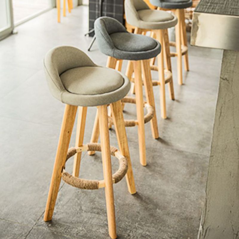 Contemporary Solid Wood Swivel Barstool Bristol Bar Stool with Footrest and Low Back Clearhalo 'Bar Furniture' 'Bar Stools' 'bar_stools' 'furn' 'furn_bar_stools' 'furniture_bar_stools' 'Kitchen & Dining Furniture' 'kitchen&dining_furn' 'kitchen' 'kitchen_furn' Furniture' 1200x1200_43f1a2c0-e032-4234-922a-9222111c99de