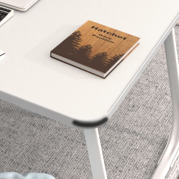 Engineered Wood Contemporary Writing Desk Bedroom Office Desk with White Legs Clearhalo 'furn' 'furn_office_desk' 'Furniture' 'Office Desks' 'Office Furniture' 'office_desk' 1200x1200_440ca01d-fd4c-4b2c-b953-7ac3db0e848d