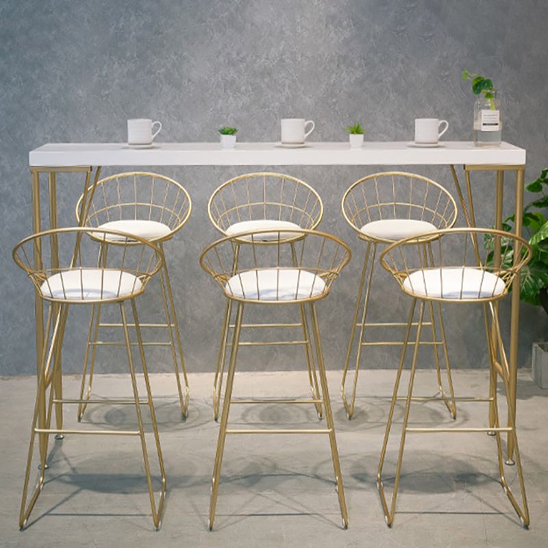Moderne rechthoekige massief houten bartafel Eettafel met metalen onderstel