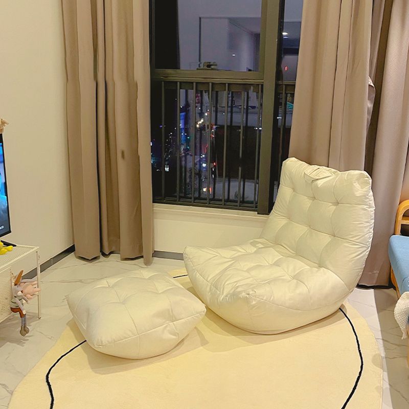 Skandinavische getuftete Single -Sofa 29,5 "W Faux Ledersofa mit Fußstütze