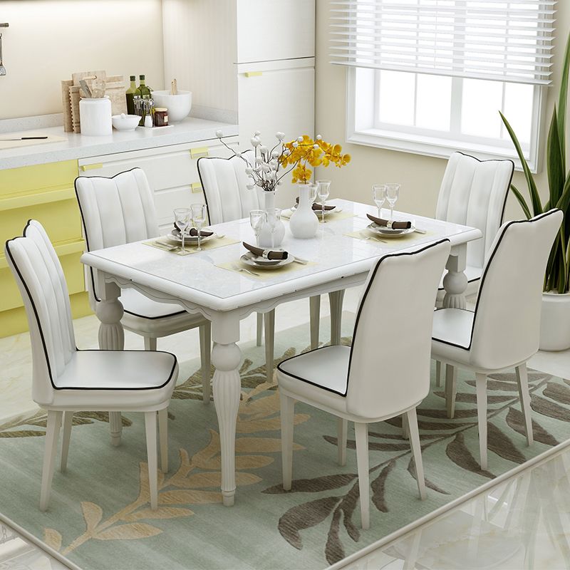 Moderno tavolo da pranzo in vetro rettangolare bianco con gambe in legno massiccio