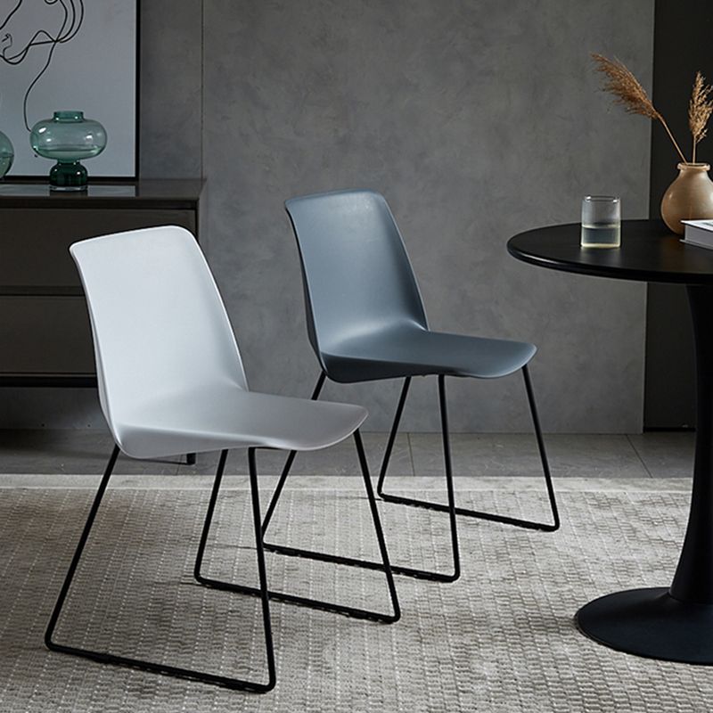 Industrial Style Plastic Dining Armless Chairs Solid Back Armless Dining Chair Clearhalo ' kitchen&dining_furn' 'Dining Chairs' 'Dining Tables & Seating' 'dining_chair' 'Furniture' 'furniture_dining_chair' 'Kitchen & Dining Furniture' 'kitchen' 1200x1200_44715deb-d5b8-41fd-9b43-128c3a754b5d