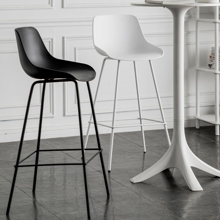 Modern Style Bar-stool Plastic Counter Bar Stool with Metal Legs Clearhalo 'Bar Furniture' 'Bar Stools' 'bar_stools' 'furn' 'furn_bar_stools' 'Furniture' 'furniture_bar_stools' 'Kitchen & Dining Furniture' 1200x1200_44947eb0-4dde-4815-854b-d155cd05a0df