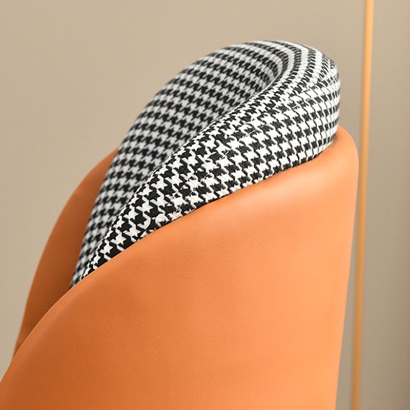 布張りのダイニングチェア北欧スタイルのアームレスソリッドバックチェアのための家