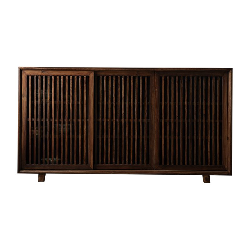 Tradizionale armadio in legno massiccio con marrone per soggiorno