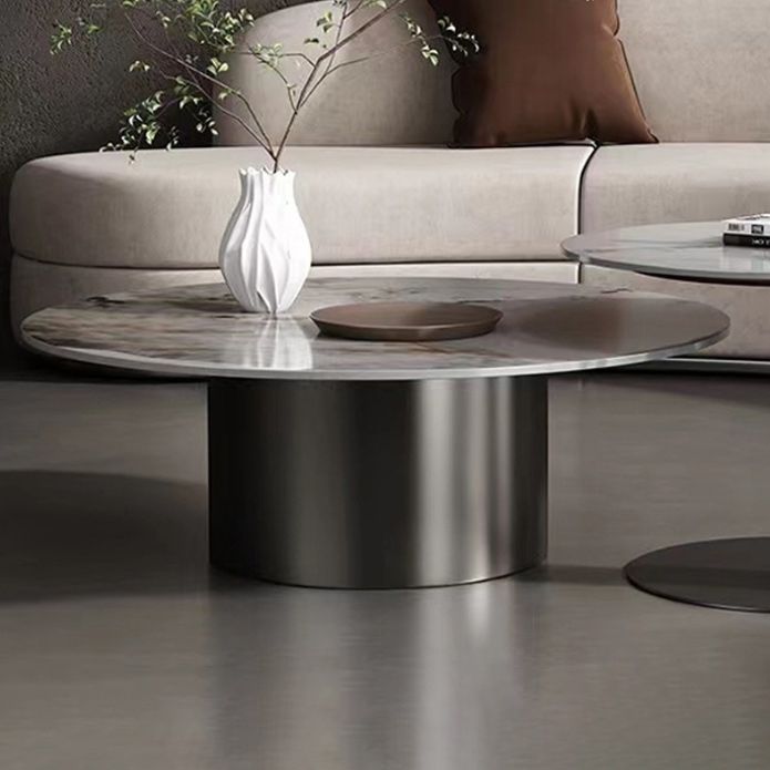 Tavolino rotondo in stile glam con base di piedistallo in acciaio