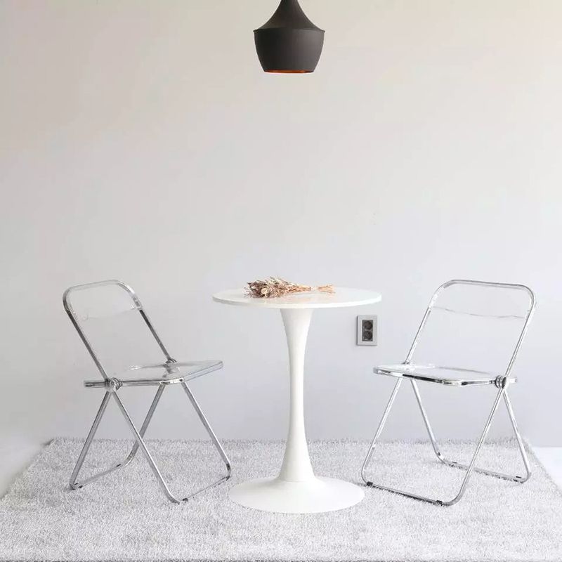 Moderne faltbare Rückenlehne Acrylstuhl mit Metallbeinen für Esszimmer