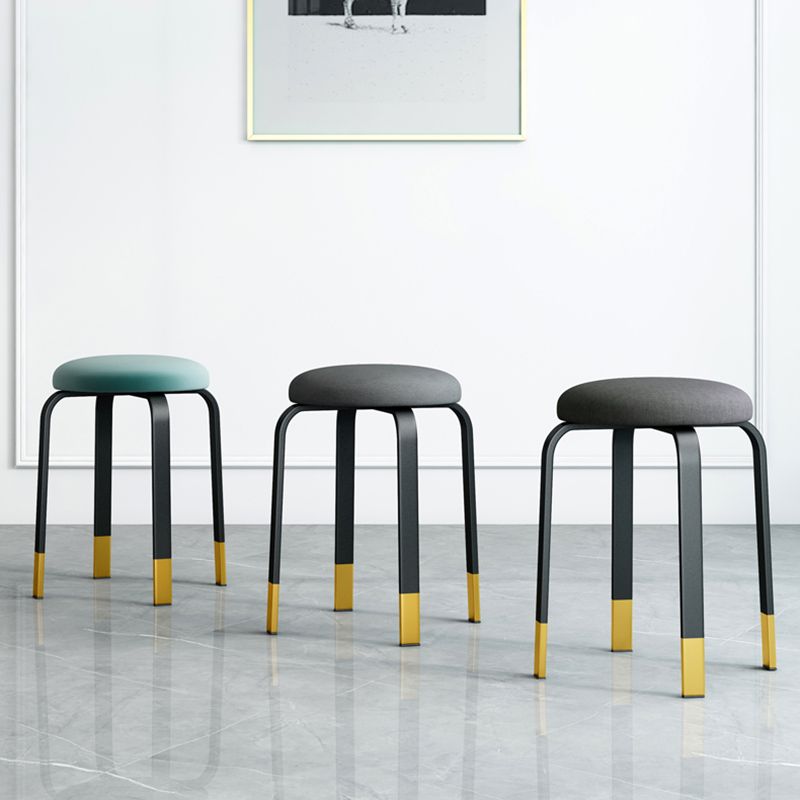 Footstool Ottoman Upholstered Metal Frame Fabric Modern Solid Round Ottoman Clearhalo 'furn' 'furn_ottomans_poufs' 'Furniture' 'Living Room Furniture' 'Ottomans & Poufs' 'ottomans_poufs' 1200x1200_45354313-165f-4254-aeef-f687d913f86e