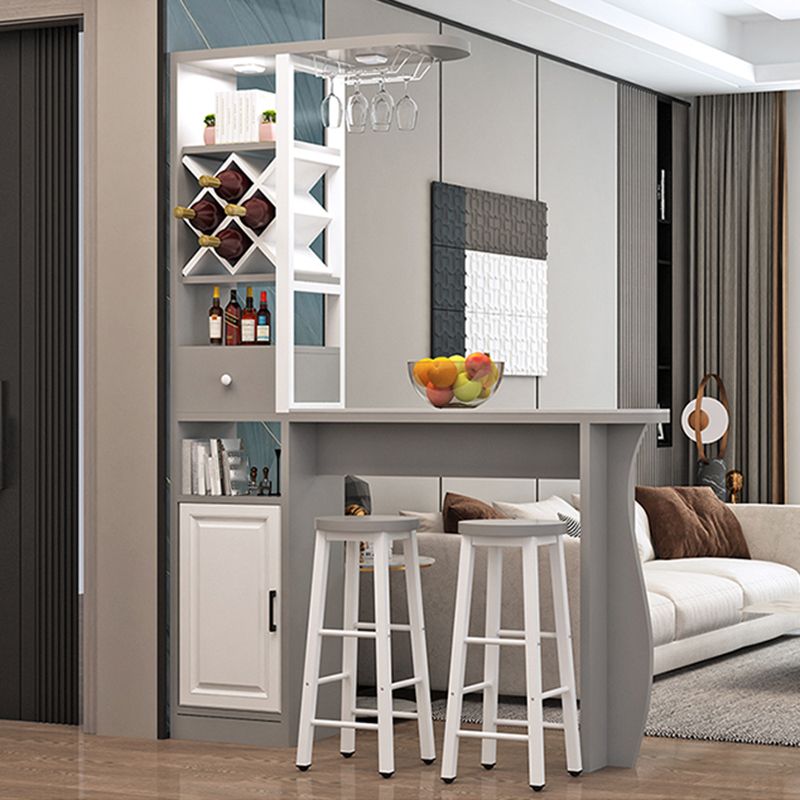 Moderne en eigentijdse speciale houten barhoogtetafel voor de woonkamer