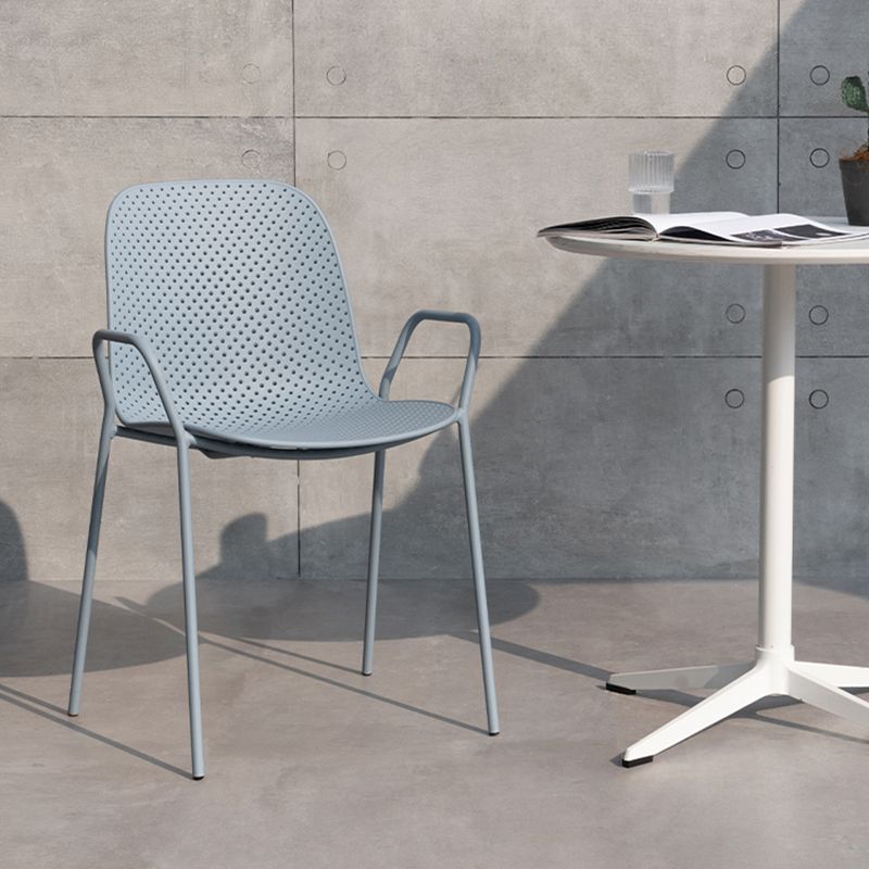 Scandinavian Style Plastic Dining Armchair Solid Back Dining Single Chair Clearhalo ' kitchen&dining_furn' 'Dining Chairs' 'Dining Tables & Seating' 'dining_chair' 'furn' 'furn_dining_chair' 'Furniture' 'furniture_dining_chair' 'Kitchen & Dining Furniture' 'kitchen' 1200x1200_45e1cced-6e98-4bbf-be79-ff5498d0e1c5