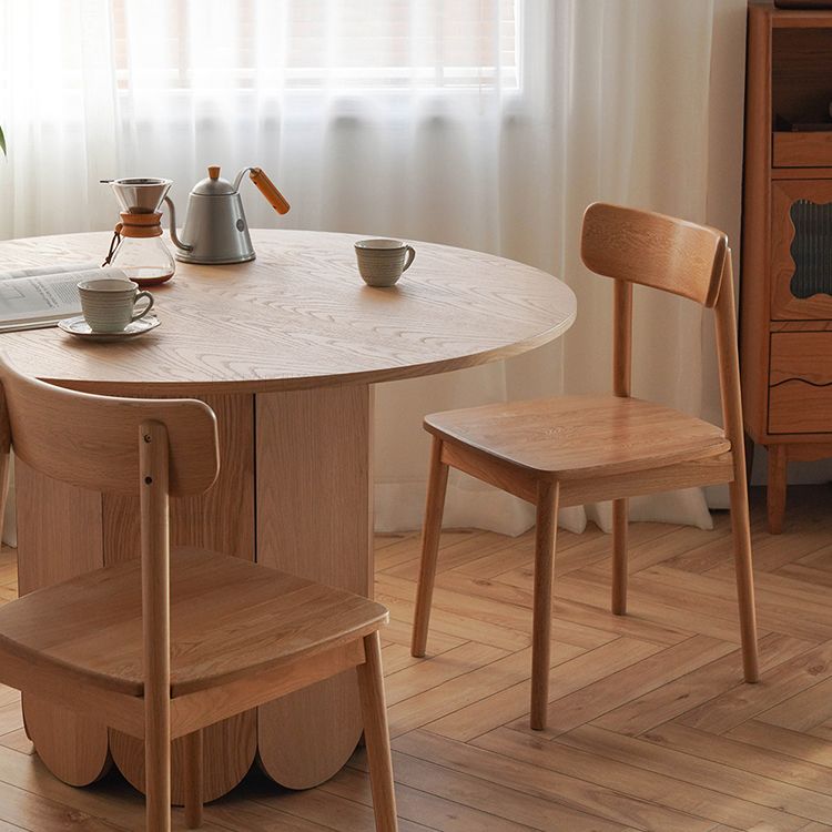 Oak Wood Round Dining Table Kitchen Table in Nature with Wooden Pedestal Clearhalo ' dining_table' 'Dining Tables & Seating' 'Dining Tables' 'furn' 'furn_dining_table' 'Furniture' 'furniture_dining_table' 'Kitchen & Dining Furniture' 'kitchen&dining_furn' 'kitchen' 'kitchen_dining_table' 1200x1200_46050c23-8d1a-4ae7-8555-c30567e5de38