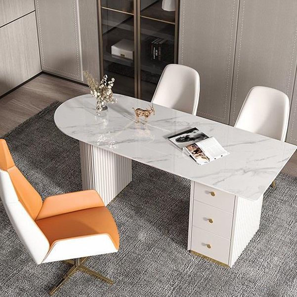 Escritorio de escritura de piedra beige con pedestal de oficina de oficina de base de metal cromado