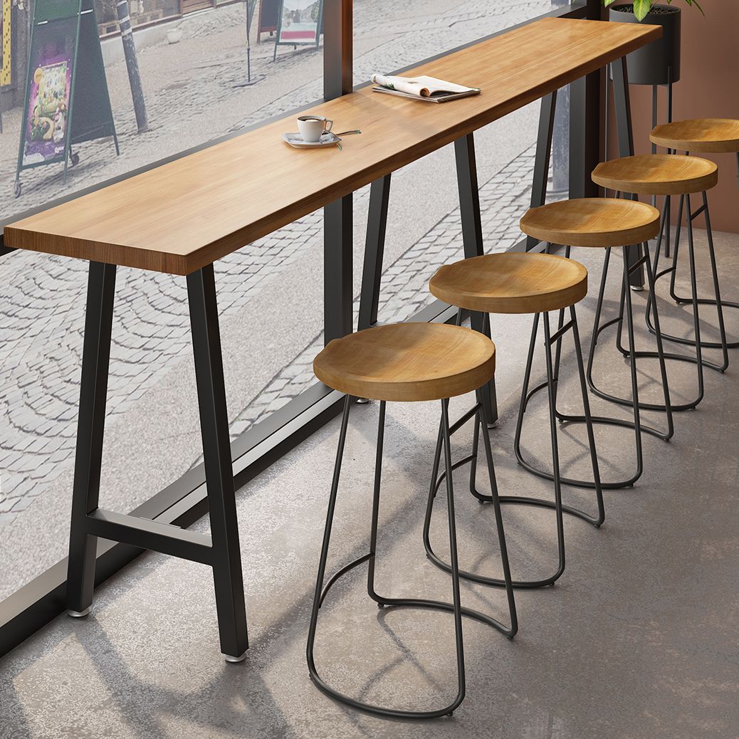 Tavolo da pranzo da bar moderno per interni Tavolo sgabello da bar in metallo e legno