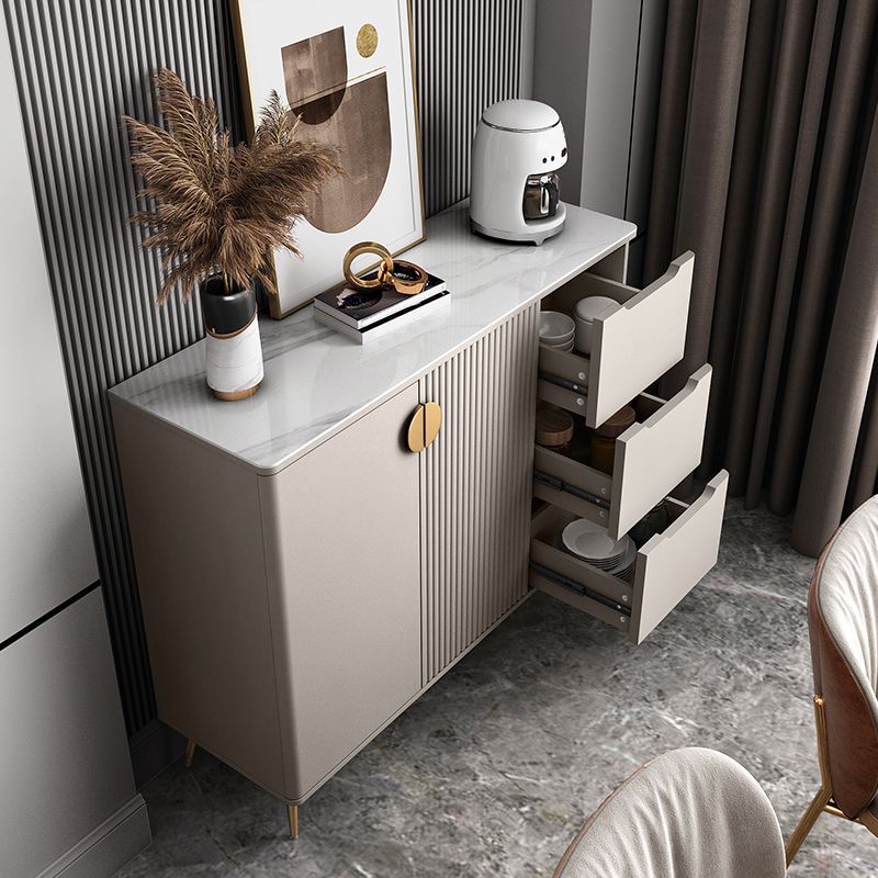 Gabinete paralero de la sala de estar de madera Glam Credenza con almacenamiento y cajones