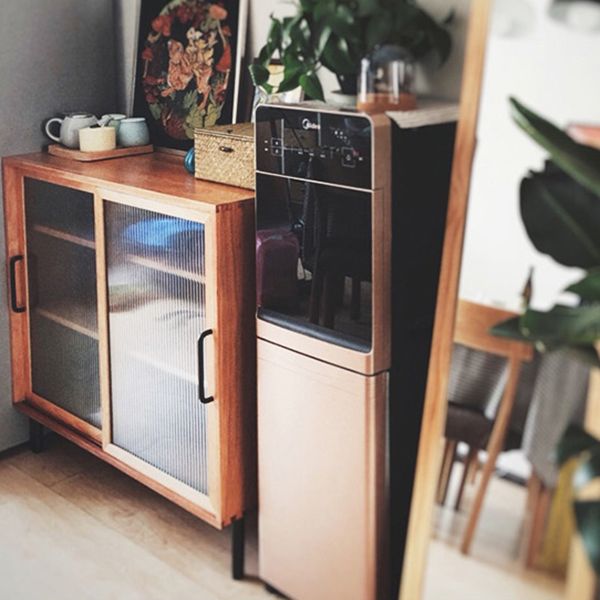 Solid Wood Sliding Doors Buffet 39.5"L Modern Living Room Buffet Stand Clearhalo 'buffet_sideboard' 'Buffets & Sideboards' 'furn' 'furn_buffet_sideboard' 'Furniture' 'Kitchen & Dining Furniture' 1200x1200_4661d306-7129-412e-88e9-a1f72ed86e8d