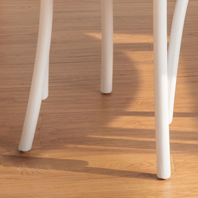 Contemporary Design Windsor Back Side Chairs Armless Wooden Legs Side Chairs Clearhalo ' kitchen&dining_furn' 'Dining Chairs' 'Dining Tables & Seating' 'dining_chair' 'furn' 'furn_dining_chair' 'Furniture' 'furniture_dining_chair' 'Kitchen & Dining Furniture' 'kitchen' 1200x1200_466255e0-8579-4a3c-ae68-d220fe3eec30