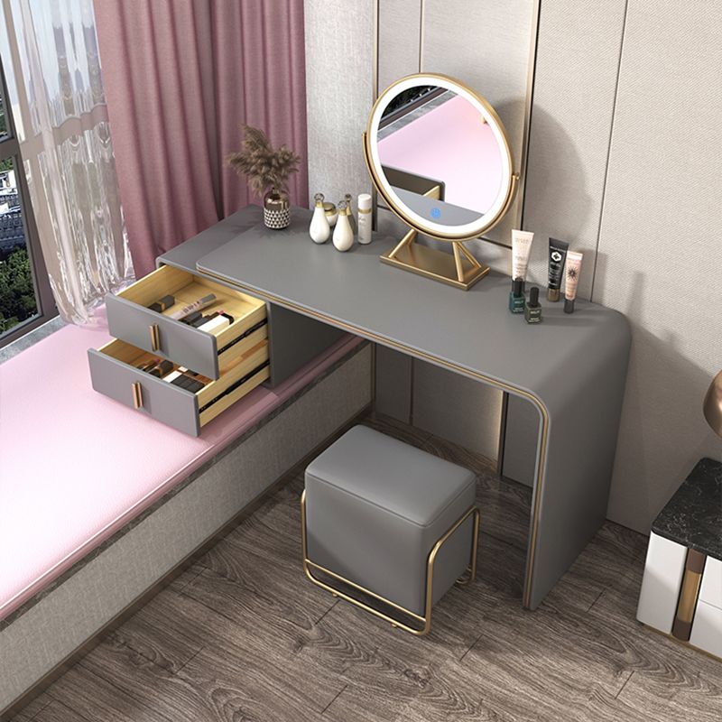 Cassetti doppi glam Camera da letto in pelle finta con tavolo da trucco e vanità per il trucco delle feci