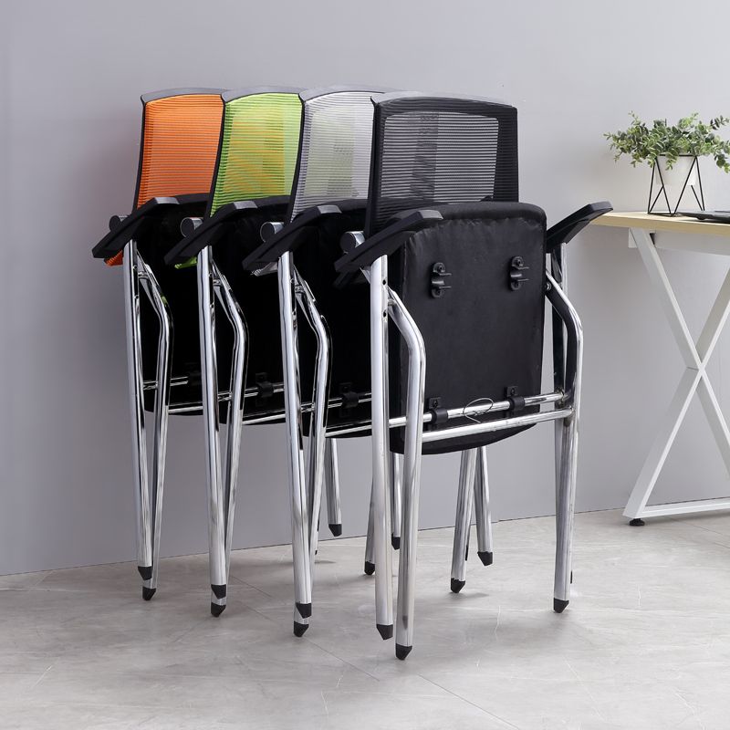 屋内椅子を備えた現代のメタルベースリクライニングチェア