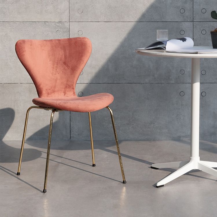 Restaurant Scandinavian Velvet Side Chair Matte Finish Wingback Dining Chair Clearhalo ' kitchen&dining_furn' 'Dining Chairs' 'Dining Tables & Seating' 'dining_chair' 'furn' 'furn_dining_chair' 'Furniture' 'furniture_dining_chair' 'Kitchen & Dining Furniture' 'kitchen' 1200x1200_469927f6-e097-4fbb-a758-b4b5f3d1a126