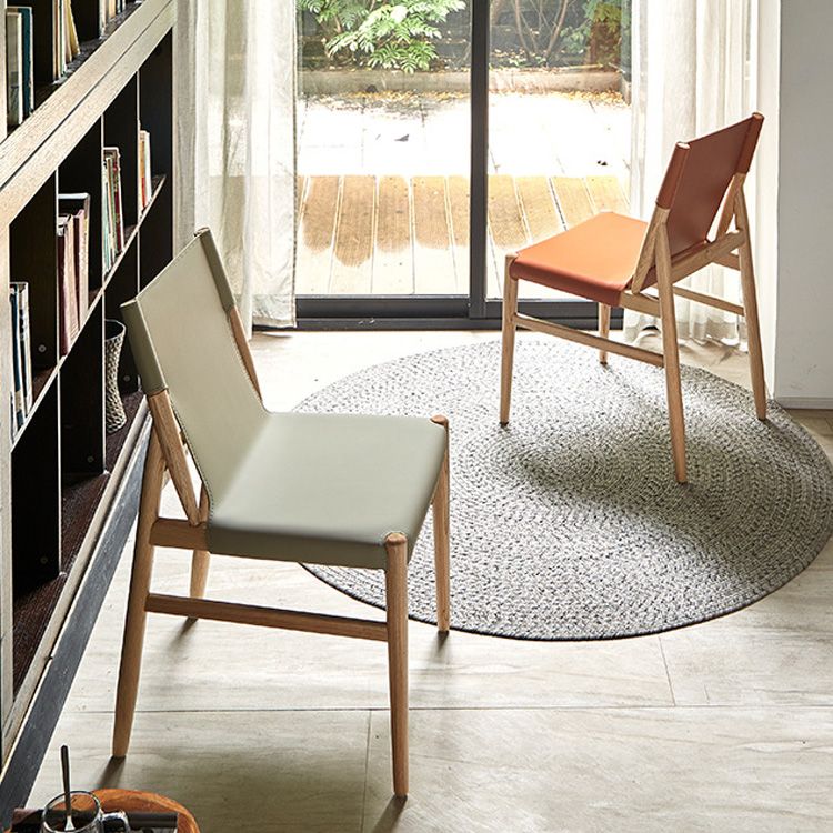 Chaise latéral en bois massif massif chaise de salle à manger sans bras en cuir contemporain