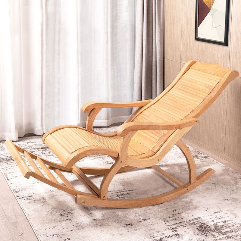 Chaise de culbuteur traditionnelle Solide Rocker Rocker Rocker Rocker dans le salon