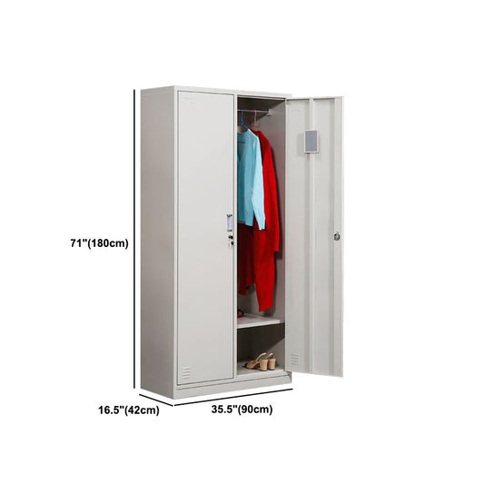 Moderne en eigentijdse scharnierende deurkast grijs metalen opbergkast