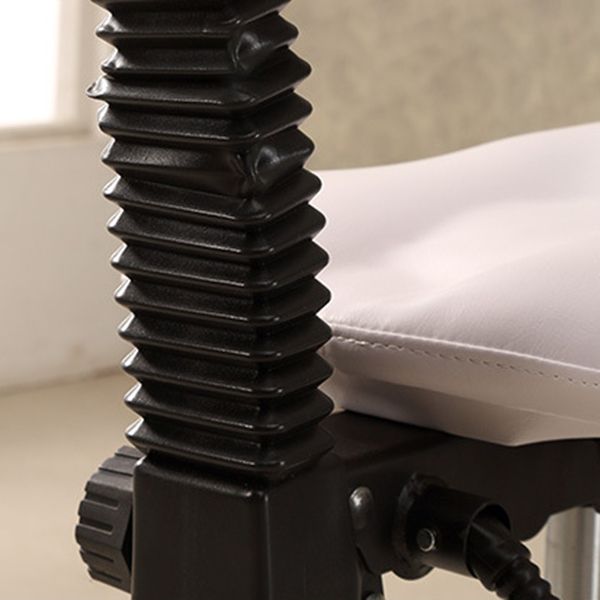 Modern Desk Chair with Wheels Leather Desk Chair in White/Black Clearhalo 'furn' 'furn_office_chair' 'Furniture' 'Office Chairs' 'Office Furniture' 'office_chair' 1200x1200_476d212a-6dd7-48c5-a331-5cd4c81ab196