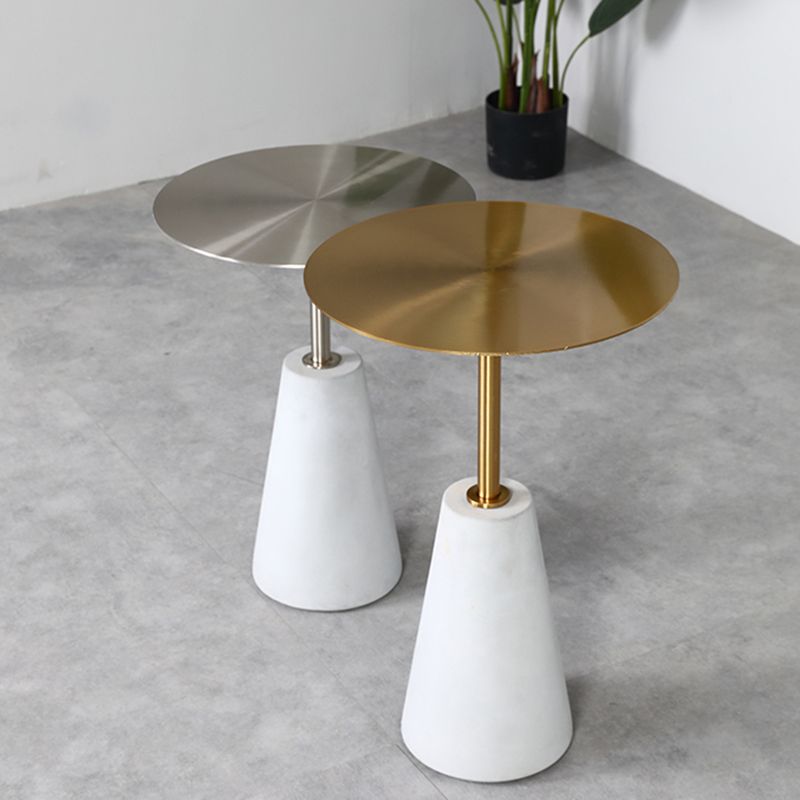 Dia 15.75 "/19.69" Tableau de table ronde métallique Table d'appoint avec accent en béton avec accent en béton