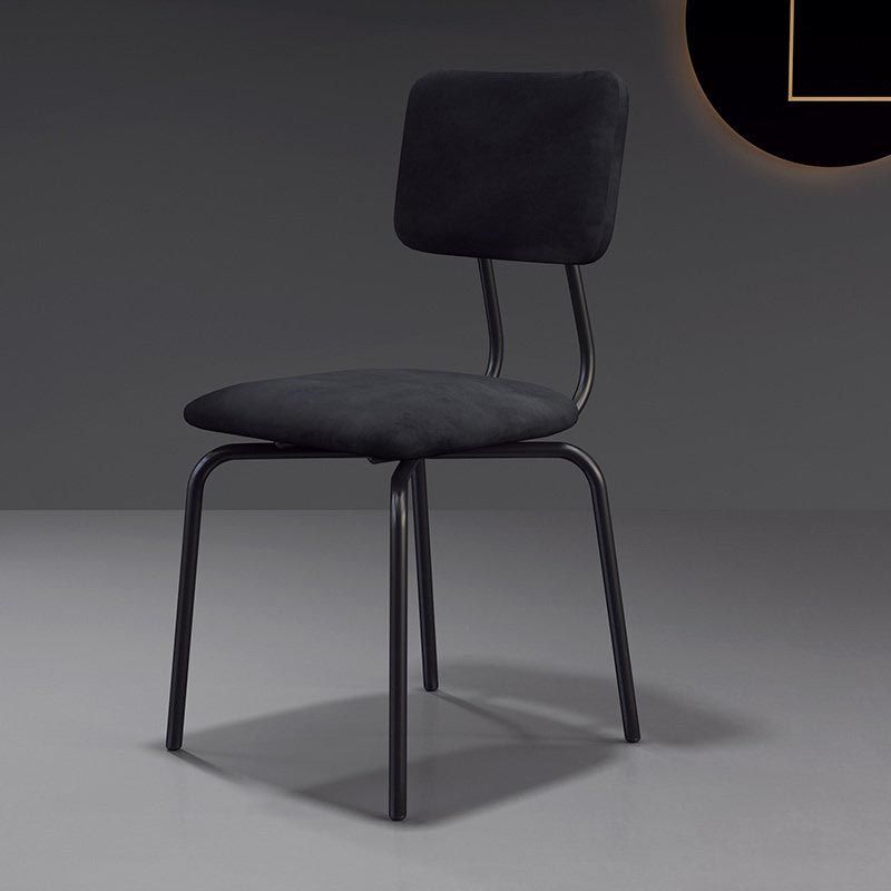 Chaise de salle à manger en faux cuir moderne chaise Parsons en finition mate pour la brasserie