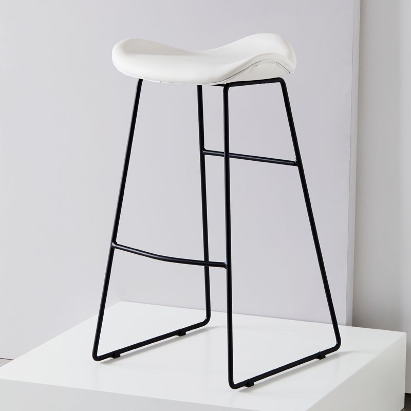 Leather Counter Stool Modern Backless Footrest Saddle Seat Bar Stool for Bar Clearhalo 'Bar Furniture' 'Bar Stools' 'bar_stools' 'furn' 'furn_bar_stools' 'furniture_bar_stools' 'Kitchen & Dining Furniture' 'kitchen&dining_furn' 'kitchen' 'kitchen_furn' Furniture' 1200x1200_47ee32ea-5f63-43fa-9523-e0117648737e