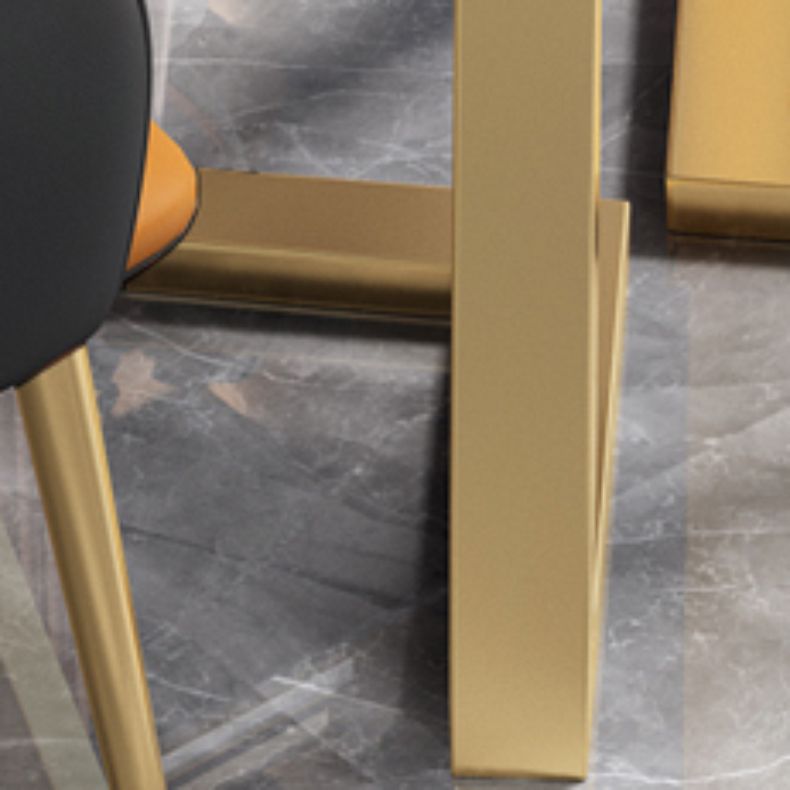 Set di mobili in pietra glam di 5 tavolo da dinette a forma rotonda con sedia imbottita