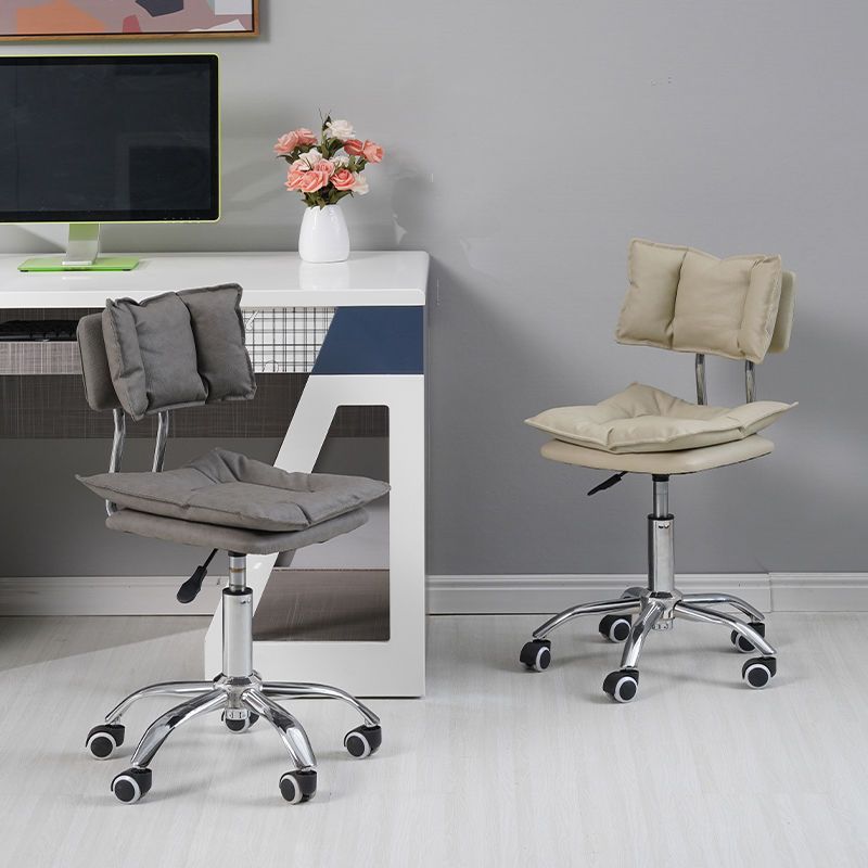Leather Swivel Adjustable Height Bar Stool Matte Finish Home Low Back Stool Clearhalo 'Bar Furniture' 'Bar Stools' 'bar_stools' 'furn' 'furn_bar_stools' 'furniture_bar_stools' 'Kitchen & Dining Furniture' 'kitchen&dining_furn' 'kitchen' 'kitchen_furn' Furniture' 1200x1200_48006c05-c62a-4cad-9d9d-e2244fd9c915