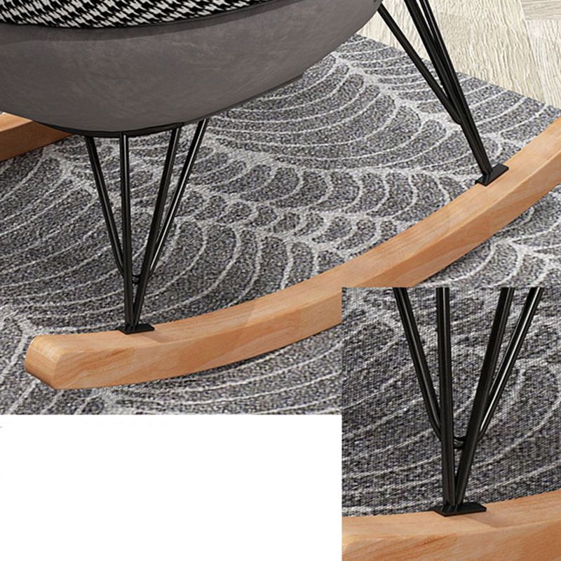 Chaise à bascule de pépinière de style moderne