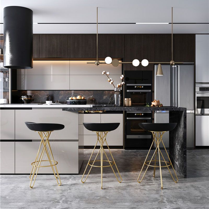 Glam Footrest Plastic Barstool Matte Finish Restaurant Stool Clearhalo 'Bar Furniture' 'Bar Stools' 'bar_stools' 'furn' 'furn_bar_stools' 'Furniture' 'furniture_bar_stools' 'Kitchen & Dining Furniture' 1200x1200_485497b3-b90c-4bdc-9bda-bed297c63a67