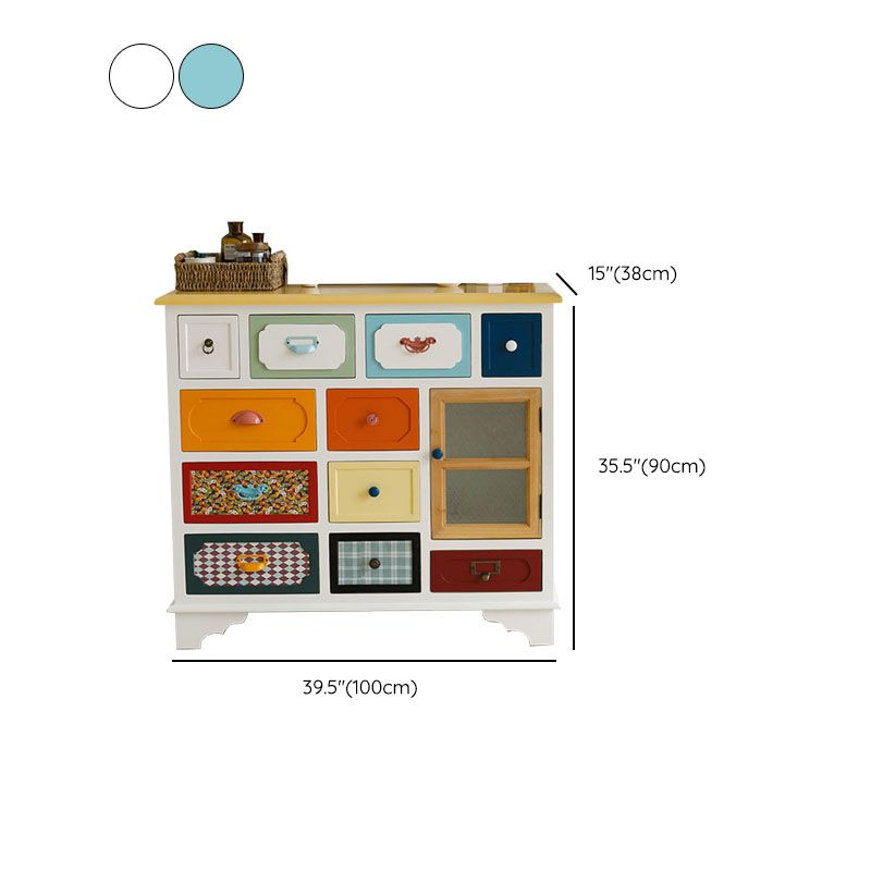 Creazione di stoccaggio in legno fabbricato in stile costiero per la camera da letto
