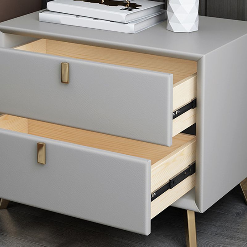 Solid Wood Accent Table Nightstand Glam Night Table with 2-Drawer Clearhalo 'Bedroom Furniture' 'furn' 'furn_night_stand' 'Furniture' 'night_stand' 'Nightstands' 1200x1200_48cb8508-9748-4385-bb4d-1f54f6a8adbf