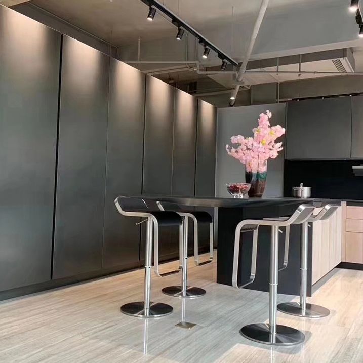 Tabouret de barre de dossier industriel tabouret de comptoir de hauteur réglable pour Bristol