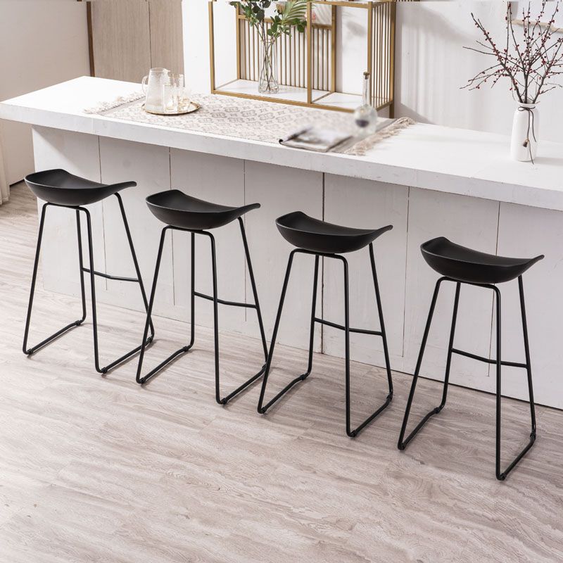 Modern Armless Backrest Counter Stool Iron Milk Tea Shop Bar Stool with Plastic Seat Clearhalo 'Bar Furniture' 'Bar Stools' 'bar_stools' 'furn' 'furn_bar_stools' 'furniture_bar_stools' 'Kitchen & Dining Furniture' 'kitchen&dining_furn' 'kitchen' 'kitchen_furn' Furniture' 1200x1200_48f7a451-44ed-44a5-9e93-a6a5a1c35b79